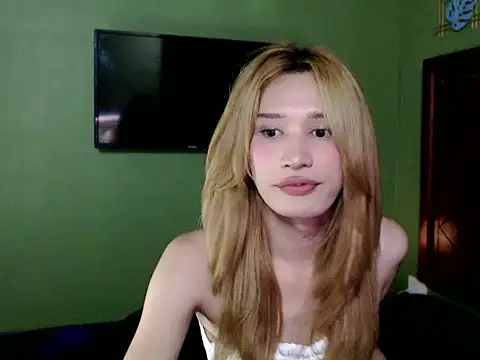 SerenaCortesi online show from 09-29-25, 05:07