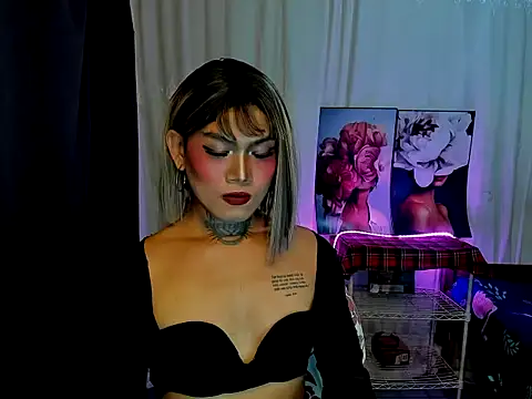Snapshot of kimmy_slut chatting on 10-10-25, 07:13 kimmy slut online show from 10-10-25, 07:13