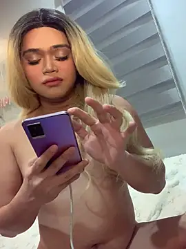 VictoriaL0ve online show from 12-04-25, 01:53