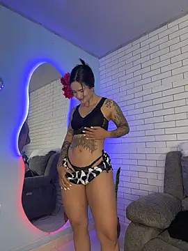 Im Fernanda online show from 11-28-25, 11:02