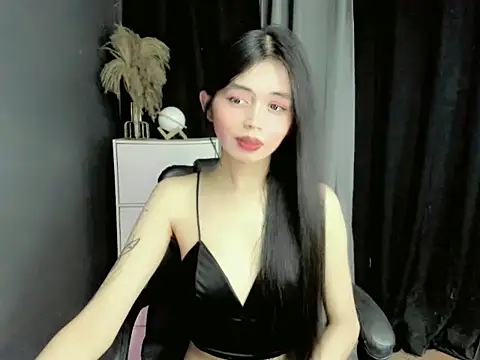 Snapshot of LexiLove chatting on 11-10-25, 11:31 LexiLove online show from 11-10-25, 11:31