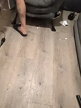 Cnutt310 online show from 12-16-25, 05:56