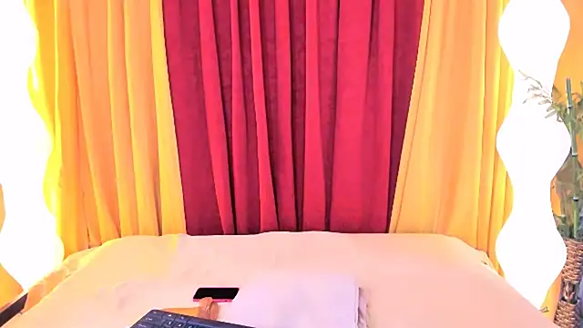 AthenaKeller online show from 11-05-25, 06:30