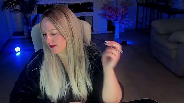 MariemLui online show from 10-14-25, 10:16