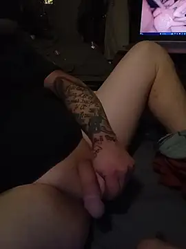 Twoslipperywhenwett online show from 12-14-25, 06:56