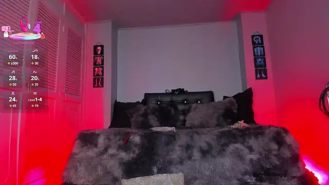 Snapshot of Draculairis chatting on 12-04-25, 03:10 Draculairis online show from 12-04-25, 03:10