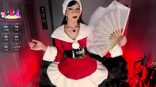 Snapshot of Draculairis chatting on 12-19-25, 10:17 Draculairis online show from 12-19-25, 10:17