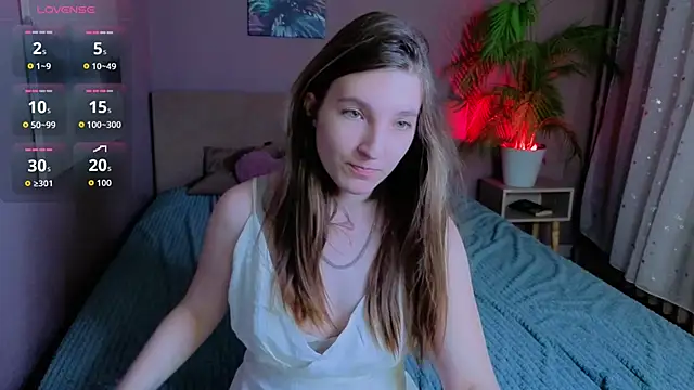 Mia Myles online show from 11-14-25, 10:25