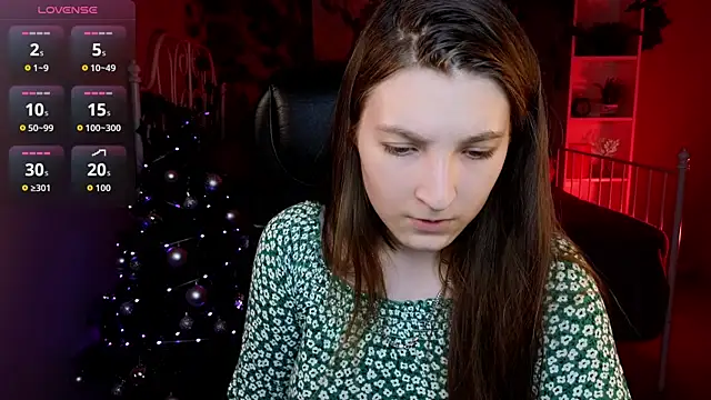 Snapshot of Mia_Myles chatting on 12-19-25, 10:22 Mia Myles online show from 12-19-25, 10:22