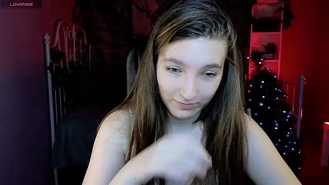 Snapshot of Mia_Myles chatting on 12-21-25, 10:22 Mia Myles online show from 12-21-25, 10:22