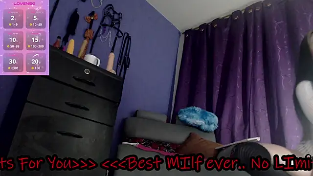 angierot2025 online show from 02-11-26, 07:41