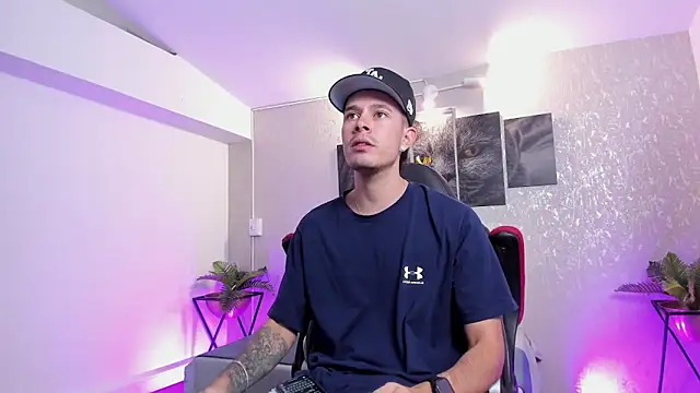 nils saint online show from 10-18-25, 03:42