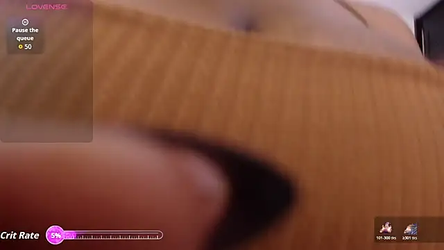 Snapshot of BarbaraGil1 chatting on 11-30-25, 03:54 BarbaraGil1 online show from 11-30-25, 03:54