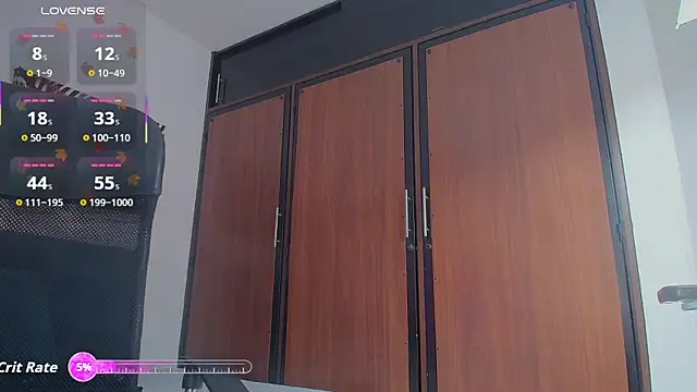 Snapshot of BarbaraGil1 chatting on 02-11-26, 01:32 BarbaraGil1 online show from 02-11-26, 01:32