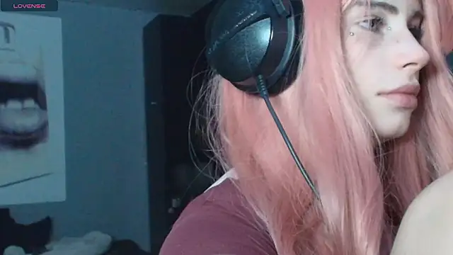 Snapshot of PieraMarch chatting on 01-17-26, 07:39 PieraMarch online show from 01-17-26, 07:39