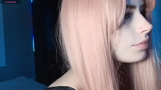 Snapshot of PieraMarch chatting on 02-21-26, 05:08 PieraMarch online show from 02-21-26, 05:08