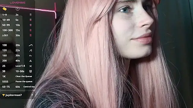 Snapshot of PieraMarch chatting on 03-01-26, 07:27 PieraMarch online show from 03-01-26, 07:27