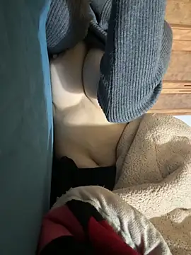 Snapshot of Link_lee chatting on 02-04-26, 01:00 Link lee online show from 02-04-26, 01:00