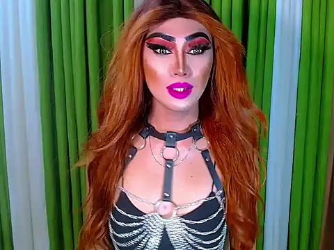 Snapshot of Queen_yasii_88 chatting on 09-22-25, 03:58 Queen yasii 88 online show from 09-22-25, 03:58