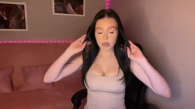 mistress of hearts online show from 09-14-25, 07:35