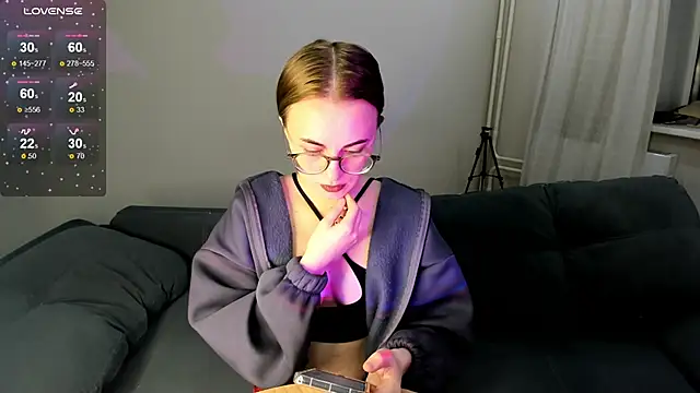 Snapshot of MewStella chatting on 10-29-25, 11:39 MewStella online show from 10-29-25, 11:39