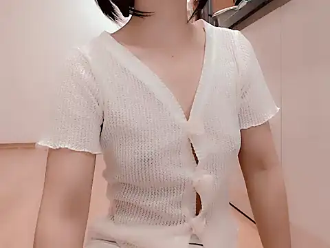 Snapshot of Tea_Mei chatting on 09-29-25, 01:05 Tea Mei online show from 09-29-25, 01:05