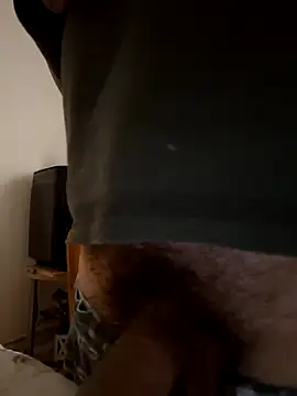 Snapshot of hugecock4u1990 chatting on 09-25-25, 01:20 hugecock4u1990 online show from 09-25-25, 01:20