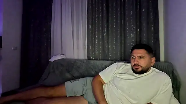 Gold Alpha Boy online show from 09-27-25, 07:30