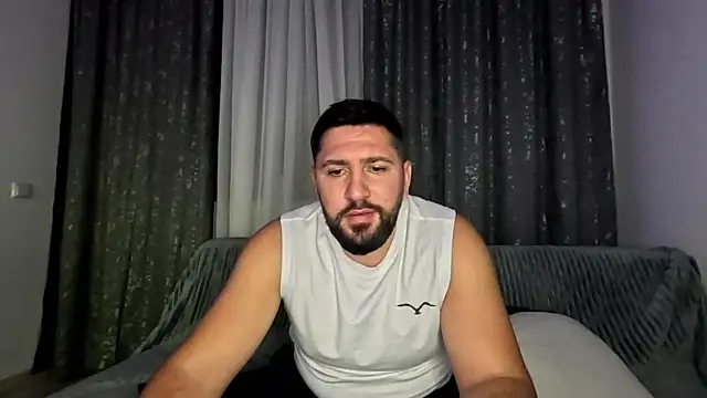 Gold Alpha Boy online show from 10-25-25, 06:13