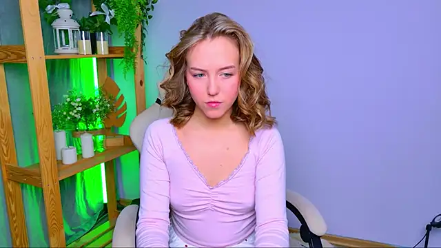 CindySparkl online show from 02-20-26, 04:31