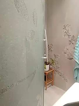 Snapshot of Solek56 chatting on 10-13-25, 06:08 Solek56 online show from 10-13-25, 06:08