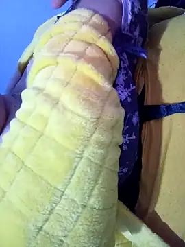 Snapshot of Hnonasix89 chatting on 11-25-25, 11:43 Hnonasix89 online show from 11-25-25, 11:43