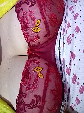 Snapshot of Hnonasix89 chatting on 11-28-25, 01:25 Hnonasix89 online show from 11-28-25, 01:25