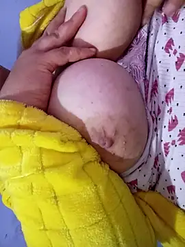 Snapshot of Hnonasix89 chatting on 11-29-25, 09:29 Hnonasix89 online show from 11-29-25, 09:29