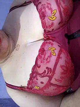 Snapshot of Hnonasix89 chatting on 12-14-25, 09:08 Hnonasix89 online show from 12-14-25, 09:08