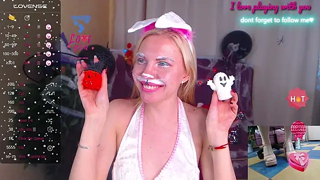 LiSinDoll online show from 10-27-25, 07:23