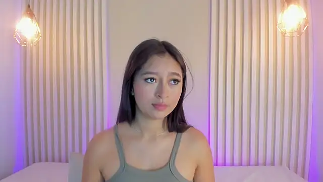 Snapshot of babe_katty chatting on 09-24-25, 11:35 babe katty online show from 09-24-25, 11:35