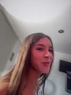 Natalia vidal online show from 09-17-25, 01:46