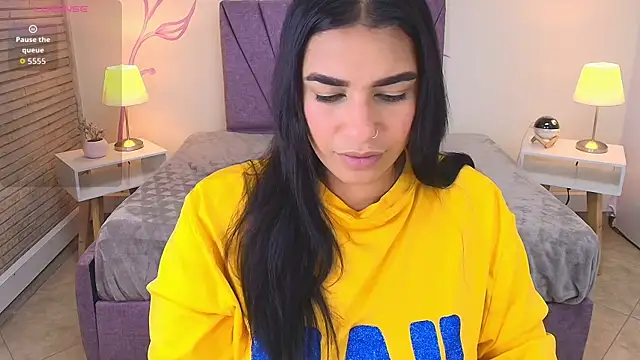 Lia Blake  online show from 10-17-25, 12:08