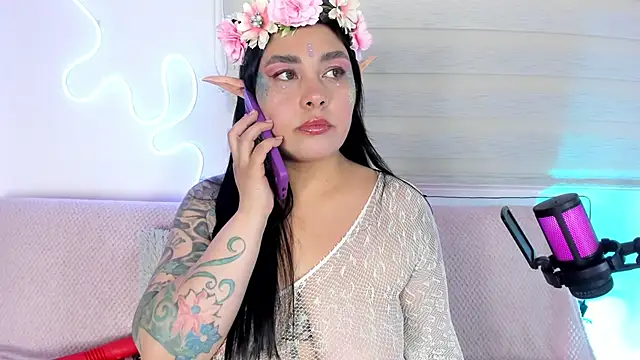 Snapshot of missweetpeach chatting on 10-29-25, 11:17 missweetpeach online show from 10-29-25, 11:17