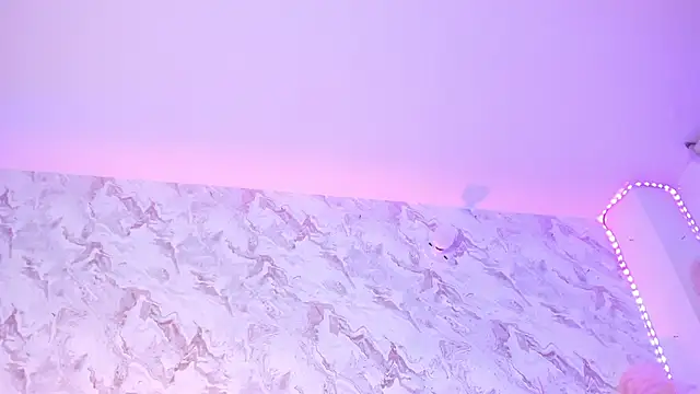 Snapshot of missweetpeach chatting on 11-21-25, 11:36 missweetpeach online show from 11-21-25, 11:36