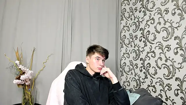 SherlockMax online show from 09-18-25, 05:59