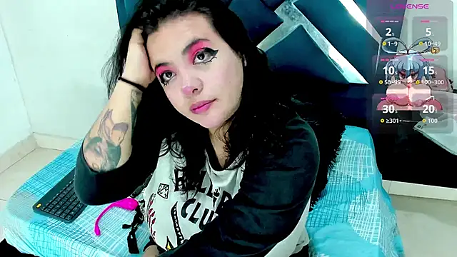 Snapshot of keith_cute chatting on 12-05-25, 01:31 keith cute online show from 12-05-25, 01:31