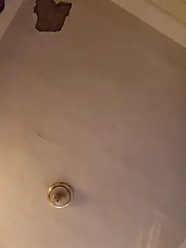 Snapshot of NY-DuDu chatting on 12-22-25, 12:35 NY-DuDu online show from 12-22-25, 12:35