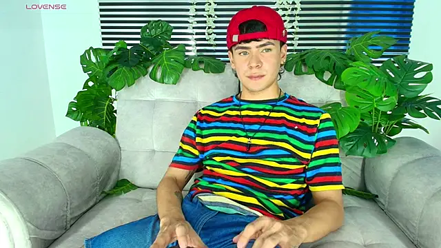 Snapshot of CamiiGuzmanX chatting on 03-02-26, 09:54 CamiiGuzmanX online show from 03-02-26, 09:54