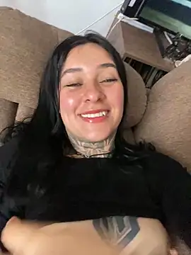 Snapshot of Rouse_07 chatting on 09-10-25, 04:40 Rouse 07 online show from 09-10-25, 04:40