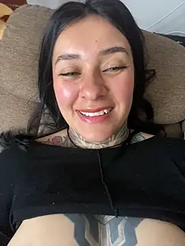 Snapshot of Rouse_07 chatting on 09-16-25, 04:08 Rouse 07 online show from 09-16-25, 04:08