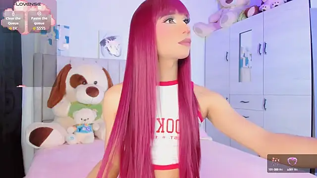 Snapshot of baby_cleo chatting on 10-15-25, 01:17 baby cleo online show from 10-15-25, 01:17