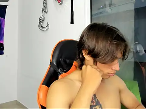 Snapshot of kenshi_roa chatting on 09-16-25, 02:56 kenshi roa online show from 09-16-25, 02:56