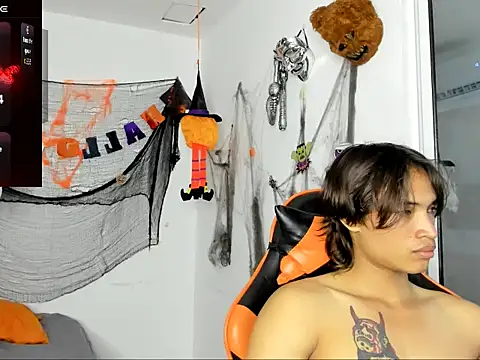 Snapshot of kenshi_roa chatting on 10-21-25, 02:34 kenshi roa online show from 10-21-25, 02:34